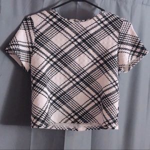 Forever 21 short sleeve plaid crop top